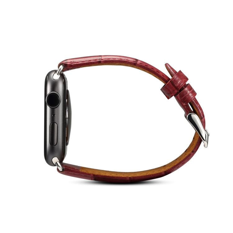 Pulseira de Relógio em Pele de Vaca com Grão de Crocodilo Denior para Apple Watch Ultra 49mm&Watch Ultra 2 49mm / Série 10 46mm / 9&8&7 45mm / SE 3&SE 2&6&SE&5&4 44mm / 3&2&1 42mm