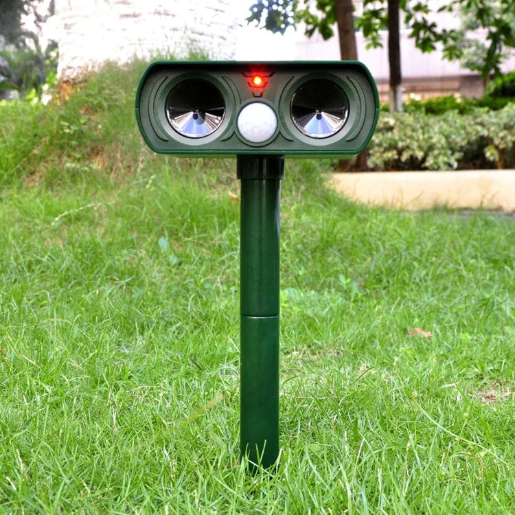 2 Peças de Repelente Ultrassónico Solar Potente com Sensor PIR e Sensor de Luz, Certificação CE / ROHS, 2PCS RC-510