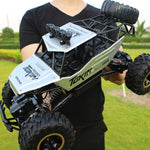 Veículo de Controlo Remoto 4WD com Dois Motores 2.4GHz para Escalada Off-Road, Modelo:6026, 6026 (Preto), 6026 (Dourado), 6026 (Prateado)