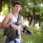 Bolsa Digital para Câmara CADEN em Forma de Triângulo Tscope para Ombro e Cruzado com Capa de Chuva para Canon Nikon Sony K1, Tamanho: 36*31*15cm