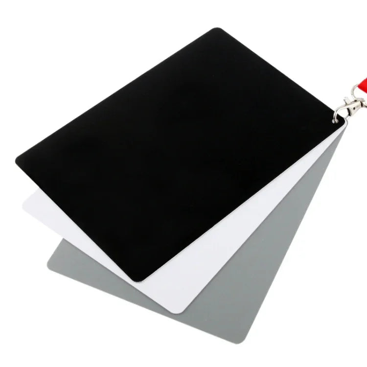 Cartão de Balanço de Branco Preto Cinzento 3 em 1 / Cartão Cinzento Digital com Correia, Compatível com Qualquer Câmara Digital, Formato de Ficheiro: RAW e JPEG, Tamanho: 8.7cm x 5.5cm, Tamanho: 8.7cm x 5.5cm