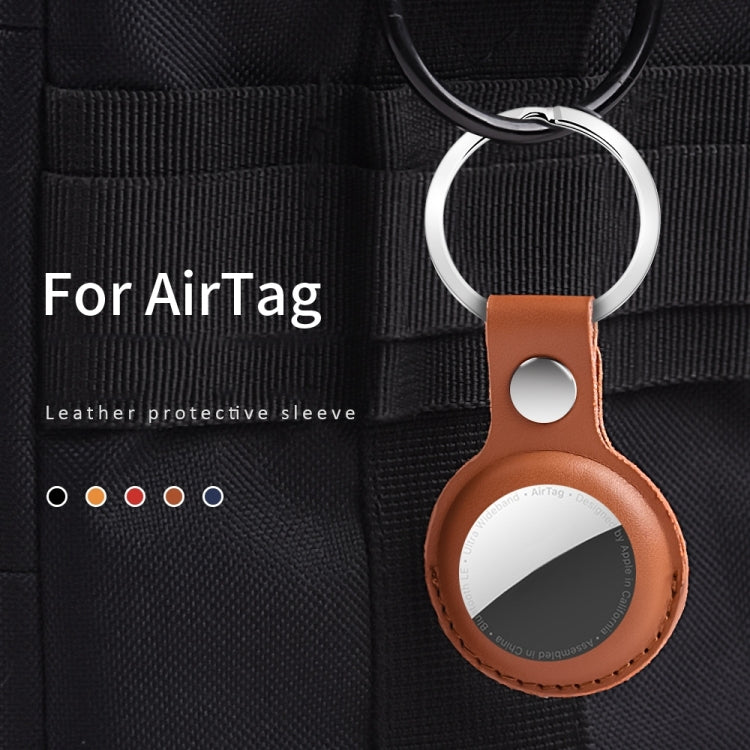 Capa protetora em pele anti-riscos e amortecedora para AirTag 2ª geração / AirTag 1ª geração com argola para pendurar e chaveiro