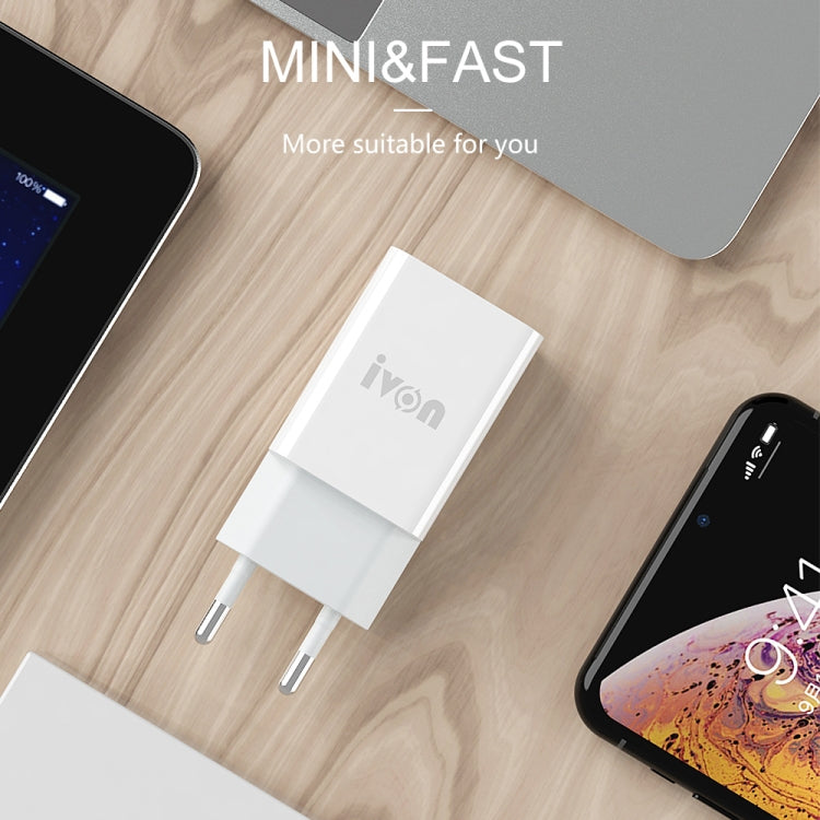 IVON AD-33 Carregador de Viagem 2 em 1 Porta USB Única 2.1A + Conjunto de Cabo de Dados USB para 8 Pinos 1m, Ficha UE, Ficha EUA
