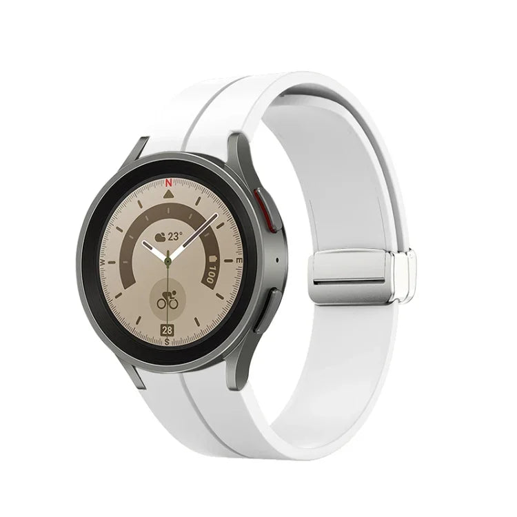 Pulseira de relógio em silicone com fivela prateada dobrável, Para Samsung Galaxy Watch5 40&44mm / Pro 45mm