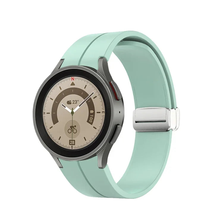 Pulseira de relógio em silicone com fivela prateada dobrável, Para Samsung Galaxy Watch5 40&44mm / Pro 45mm