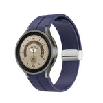 Pulseira de relógio em silicone com fivela prateada dobrável, Para Samsung Galaxy Watch5 40&44mm / Pro 45mm