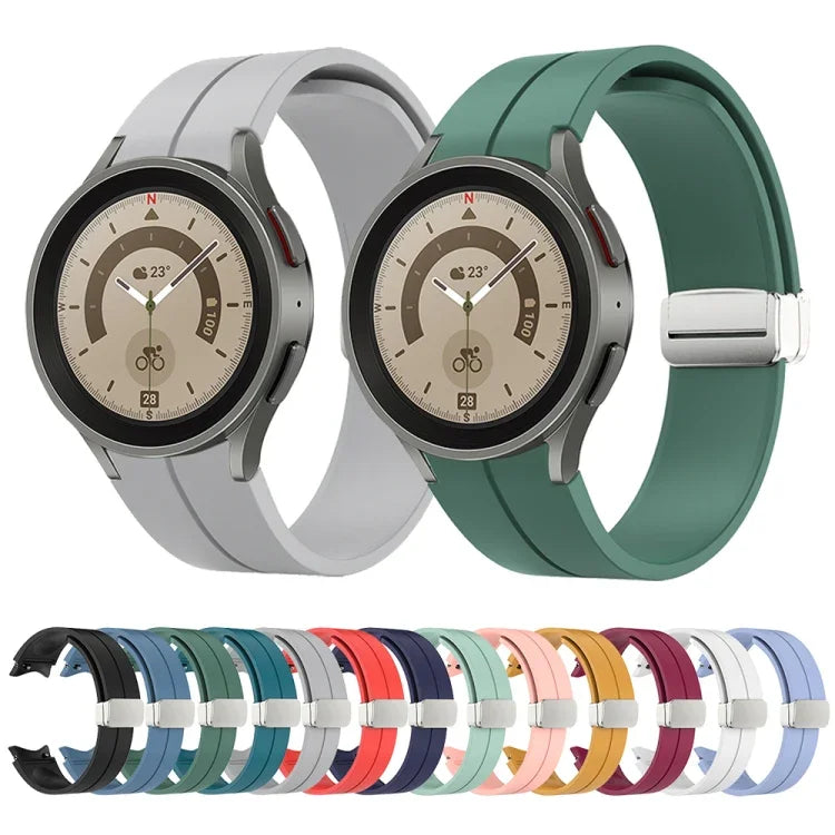 Pulseira de relógio em silicone com fivela prateada dobrável, Para Samsung Galaxy Watch5 40&44mm / Pro 45mm