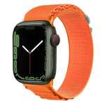 Pulseira de Relógio em Nylon com Fivela Prateada, Para Apple Watch Ultra 49mm / Série 8&7 45mm / SE 2&6&SE&5&4 44mm, Para Apple Watch Série 8&7 41mm / SE 2&6&SE&5&4 40mm / 3&2&1 38mm