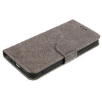 Capa de telemóvel em pele com flip e relevo de flor de renda, para iPhone 17e / 16e, para iPhone 17 Pro Max, para iPhone 17 Pro, para iPhone 17, para iPhone Air, para iPhone 16 Pro Max, para iPhone 16 Pro, para iPhone 16 Plus