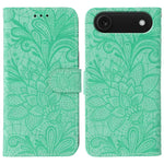 Capa de telemóvel em pele com flip e relevo de flor de renda, para iPhone 17e / 16e, para iPhone 17 Pro Max, para iPhone 17 Pro, para iPhone 17, para iPhone Air, para iPhone 16 Pro Max, para iPhone 16 Pro, para iPhone 16 Plus
