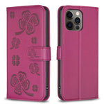 Capa de Telefone em Pele com Relevo de Quatro Folhas, Para iPhone 7 / 8 / SE 2022, Para iPhone 13 Pro Max, Para iPhone 13 Pro, Para iPhone 13, Para iPhone 12 / 12 Pro, Para iPhone 12 Pro Max, Para iPhone 11 Pro Max, Para iPhone 11