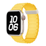 Correia de Relógio em Silicone com Argola Magnética de Três Contas, Para Apple Watch SE 2022 40mm