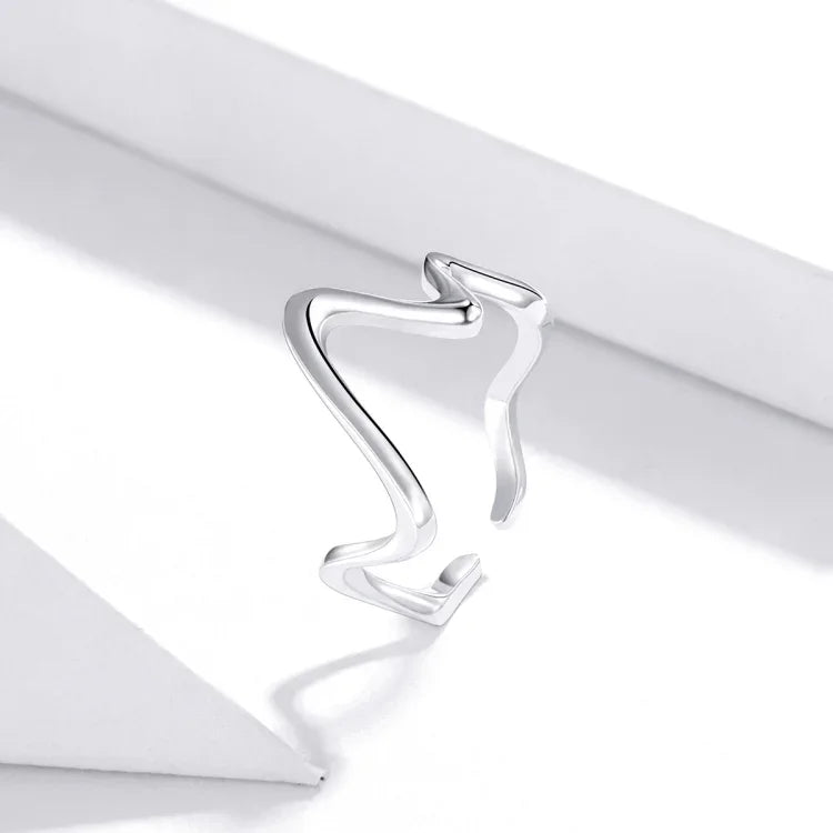 Anel Feminino Curva de Onda Simples em Prata Esterlina S925