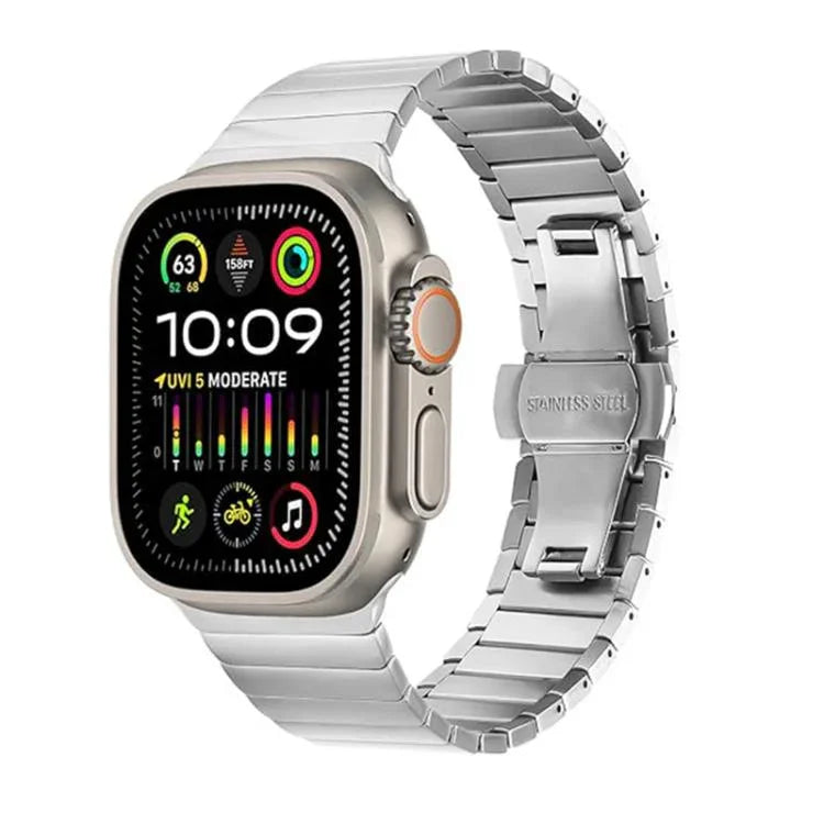 Correia de Relógio em Liga de Titânio com Fivela Borboleta e Uma Conta, Para Apple Watch 46mm / 49mm / 45mm / 44mm