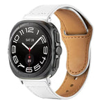 Pulseira de Relógio em Couro com Fivela Invertida e Rebites, Para Samsung Galaxy Watch Ultra 47mm / Ultra 2025