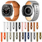 Pulseira de Relógio em Couro com Fivela Invertida e Rebites, Para Samsung Galaxy Watch Ultra 47mm / Ultra 2025