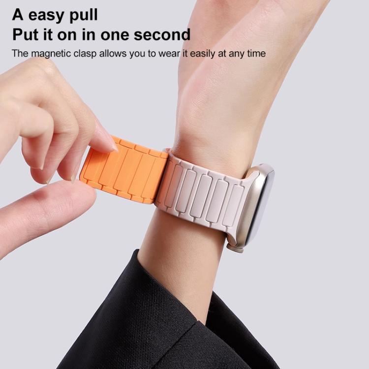 Pulseira de Relógio de Silicone Magnética xDfind com Três Contas, Para Apple Watch 42 / 44 / 45 / 46 / 49mm, Para Apple Watch 38 / 40 / 41 / S10 42mm