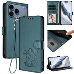 Capa para Telemóvel em Couro com Gato em Relevo e Coração com Alça de Mão, Para iPhone 17e / 16e, Para iPhone 17 Pro Max, Para iPhone 17 Pro, Para iPhone 17