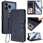 Capa para Telemóvel em Couro com Gato em Relevo e Coração com Alça de Mão, Para iPhone 17e / 16e, Para iPhone 17 Pro Max, Para iPhone 17 Pro, Para iPhone 17