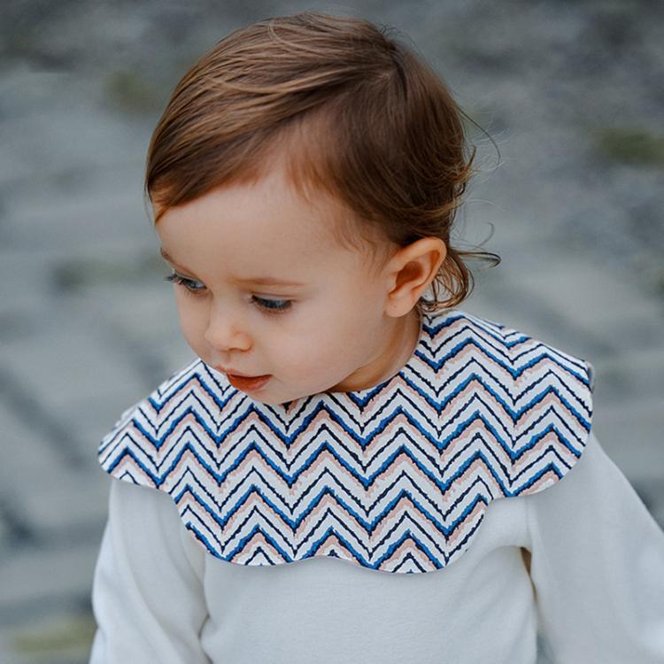 Benzdeer Petal Shape Bib Infants Saliva Towel, Love Heart, Ripple Red and Blue Grid, Ripple Bow, Large Color Grid, Pink and Yellow Stripes, Pink and Blue Stripes, Retro Checkered Flowers, Retro Butterfly, Retro Line Flowers, Retro Umbrella, Tool