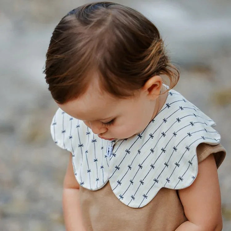 Benzdeer Petal Shape Bib Infants Saliva Towel, Love Heart, Ripple Red and Blue Grid, Ripple Bow, Large Color Grid, Pink and Yellow Stripes, Pink and Blue Stripes, Retro Checkered Flowers, Retro Butterfly, Retro Line Flowers, Retro Umbrella, Tool
