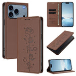 Capa de Telefone em Pele Vegana Magnética com RFID e Relevo de Gatos Fofos, Para iPhone 17e / 16e, Para iPhone 17 Pro Max, Para iPhone 17 Pro, Para iPhone 17