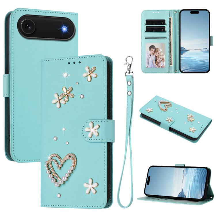 Capa de Telefone em Pele Vegana Floral com Coração de Dupla Camada ZS01 com Alça de Pulso, Para iPhone 17e / 16e, Para iPhone 17 Pro Max, Para iPhone 17 Pro, Para iPhone 17, Para iPhone Air, Para iPhone 16 Pro Max