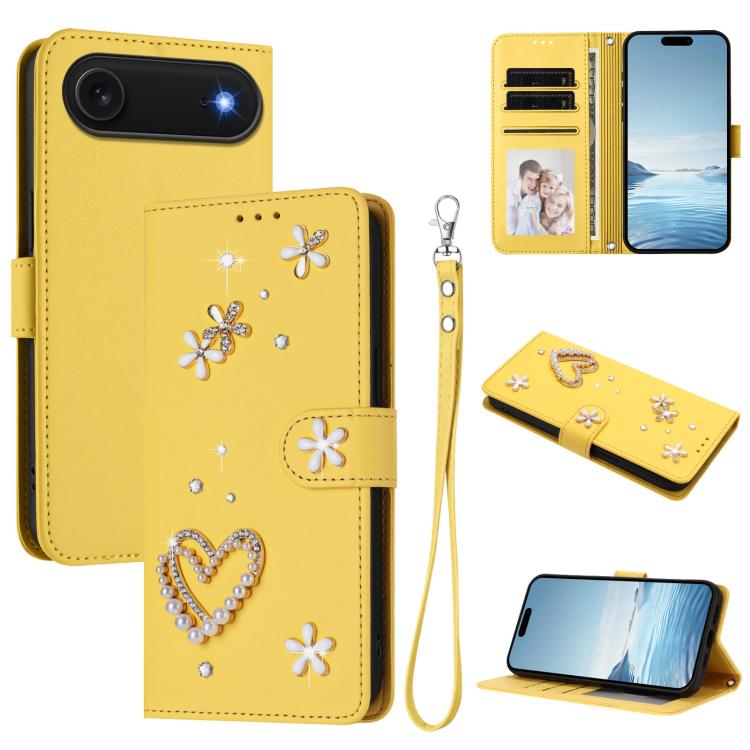 Capa de Telefone em Pele Vegana Floral com Coração de Dupla Camada ZS01 com Alça de Pulso, Para iPhone 17e / 16e, Para iPhone 17 Pro Max, Para iPhone 17 Pro, Para iPhone 17, Para iPhone Air, Para iPhone 16 Pro Max