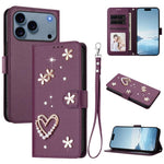 Capa de Telefone em Pele Vegana Floral com Coração de Dupla Camada ZS01 com Alça de Pulso, Para iPhone 17e / 16e, Para iPhone 17 Pro Max, Para iPhone 17 Pro, Para iPhone 17, Para iPhone Air, Para iPhone 16 Pro Max