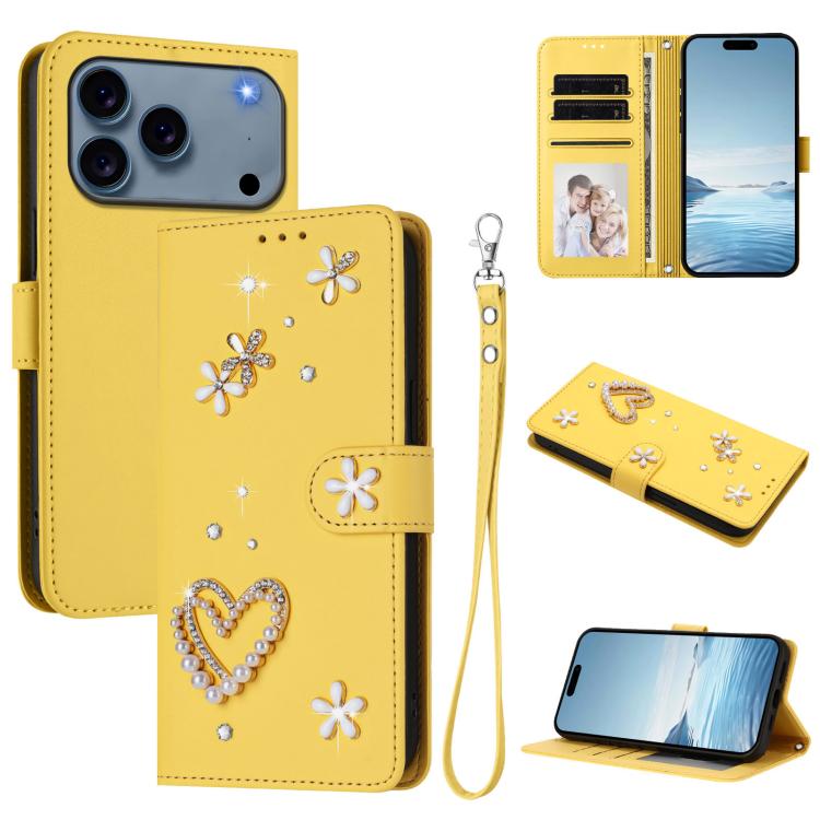 Capa de Telefone em Pele Vegana Floral com Coração de Dupla Camada ZS01 com Alça de Pulso, Para iPhone 17e / 16e, Para iPhone 17 Pro Max, Para iPhone 17 Pro, Para iPhone 17, Para iPhone Air, Para iPhone 16 Pro Max