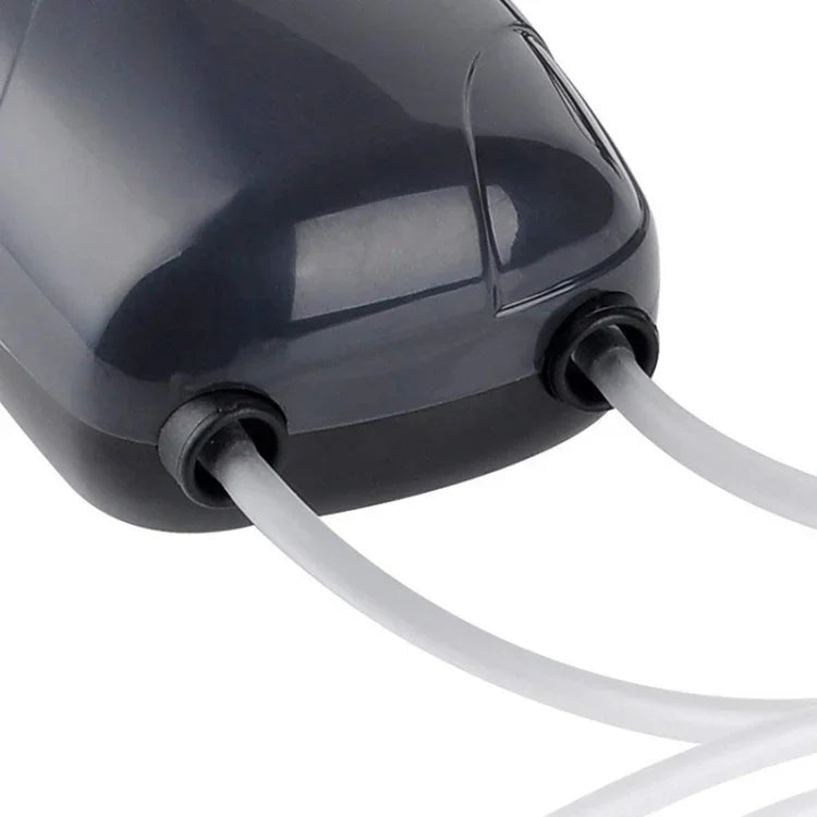 Bomba de Ar Silenciosa para Aquário RS-390 220V 5W com Dupla Saída e Fluxo Ajustável, Bomba de Oxigénio para Tanque de Peixes, 5W