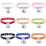 2 PCS Colar de Couro Estilo Punk Japonês com Sino e Pendente para Pescoço Feminino, Entrega de Cor Aleatória, LD01