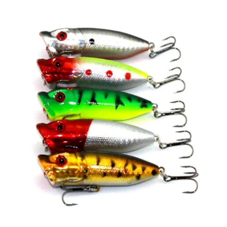 Iscas de Pesca Popper Artificiais HENGJIA Amigáveis ao Ambiente com Anzóis, Comprimento: 6,5 cm, Entrega de Cor Aleatória, Comprimento: 6,5cm