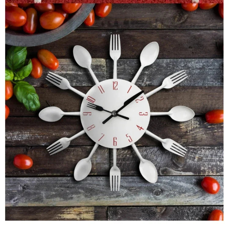 Relógio de Parede de Cozinha em Metal com Talheres, Colher e Garfo, Relógios de Parede Criativos de Quartzo com Design Moderno Decorativo, Prateado, Prateado