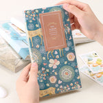 Mini Álbum de Fotos DIY Criativo de 3 polegadas, Padrão de Trevo de Quatro Folhas, Padrão de Muitas Árvores Secas, Padrão de Veado da Floresta, Padrão da Torre Eiffel, Padrão de Andorinha Pequena, Padrão Baymax