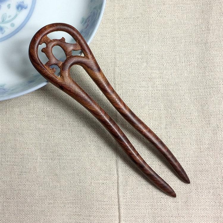 Clássico Pregador de Cabelo com Tassel de Sândalo - U em Forma de Escultura + Caixa de Presente, Cores da Caixa de Presente Aleatórias, Escultura Vermelha em U