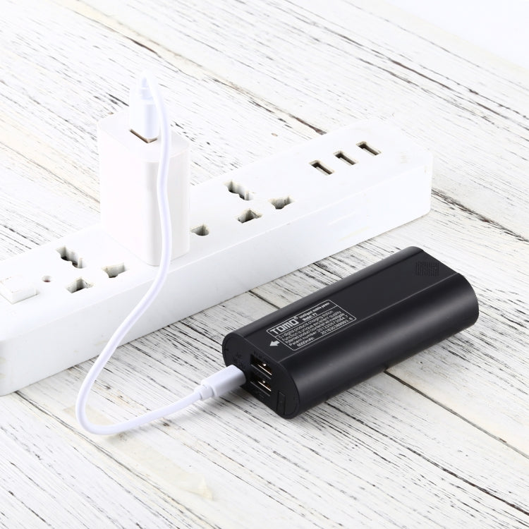Carregador Inteligente de 2 Baterias USB TOMO P2 com Luz Indicadora para Bateria Li-ion 18650, TOMO P2