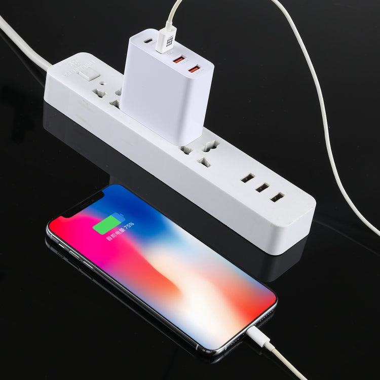 Carregador de Parede de Viagem A3P com Saída Máxima de 3A USB-C / Type-C + QC3.0 + USB Duplo 4 Portas, Plugue US