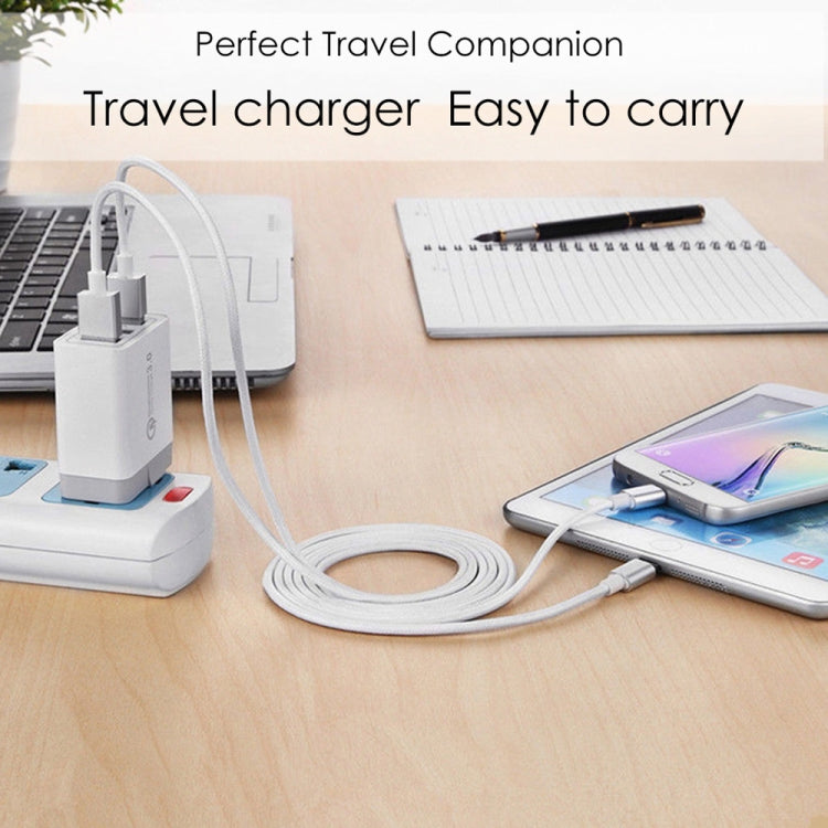 Carregador Rápido de Viagem AR-QC-03 com 3 Portas USB 2.1A, Plugue US, AR-QC-03 US, Plugue AR-QC-03 US Azul