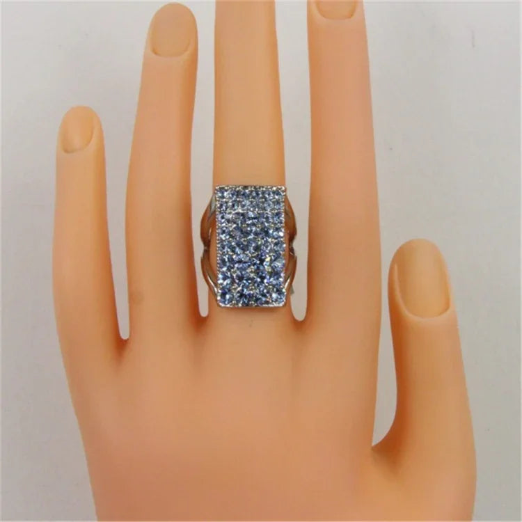 Anel Retangular Banhado a Prata com Cristal Azul para Mulher (Prata com Diamante, EUA, Tamanho: 7), Tamanho: 7
