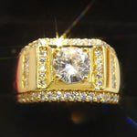 Anel masculino de diamante com banho de ouro dourado novo estilo + zircão AAA incrustado com strass, tamanho: 7, diâmetro: 17,3mm, perímetro: 54,4mm, diâmetro: 17,3mm