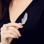 Broche de Corsage de Platina de Alta Qualidade com Padrão de Pena Simples para Senhora, Padrão de Pena
