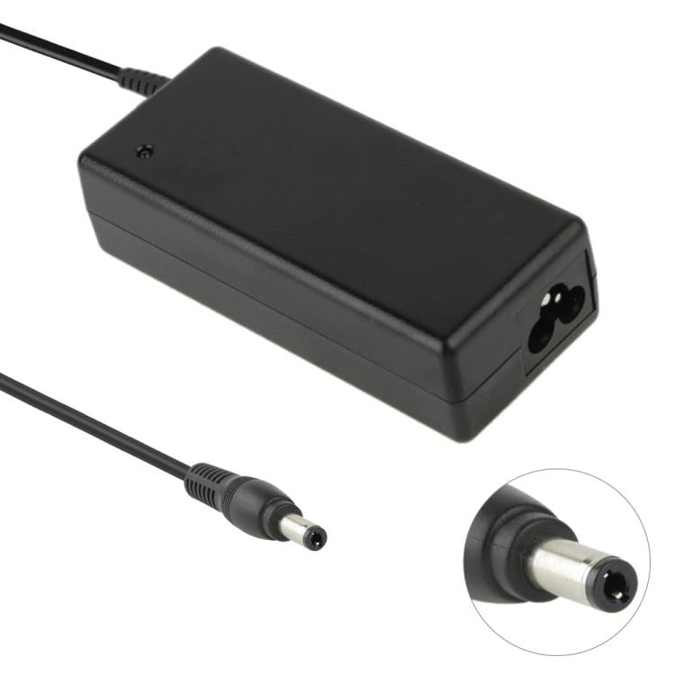 Adaptador de Energia AC 19V 3,42A para Portátil Toshiba, Pontas de Saída: 5,5 x 2,5mm, 3,42A
