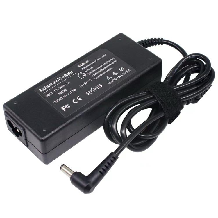 Adaptador CA com Ficha AU 19V 4.74A 90W para Portátil Toshiba, Pontas de Saída: 5.5 x 2.5mm