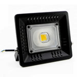 Fluxo Luminoso: > 4000LM, PF > 0,9, RA > 80, AC 90-140V, 50W Branco Quente