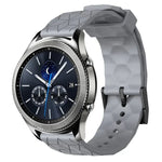 Pulseira de silicone cor sólida com padrão de futebol 22mm, Para Samsung Galaxy Watch3 45mm, Para Samsung Galaxy Watch 46mm, Para Samsung Gear S3 Classic, Para Samsung Gear S3 Frontier
