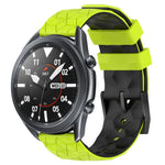 Pulseira de Relógio em Silicone Bicolor com Padrão de Futebol de 22mm, para Samsung Galaxy Watch3 45mm, para Samsung Galaxy Watch 46mm, para Samsung Gear S3 Classic, para Samsung Gear S3 Frontier