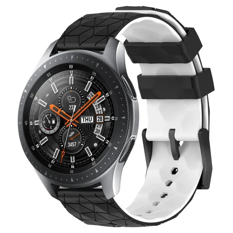 Pulseira de Relógio em Silicone Bicolor com Padrão de Futebol de 22mm, para Samsung Galaxy Watch3 45mm, para Samsung Galaxy Watch 46mm, para Samsung Gear S3 Classic, para Samsung Gear S3 Frontier
