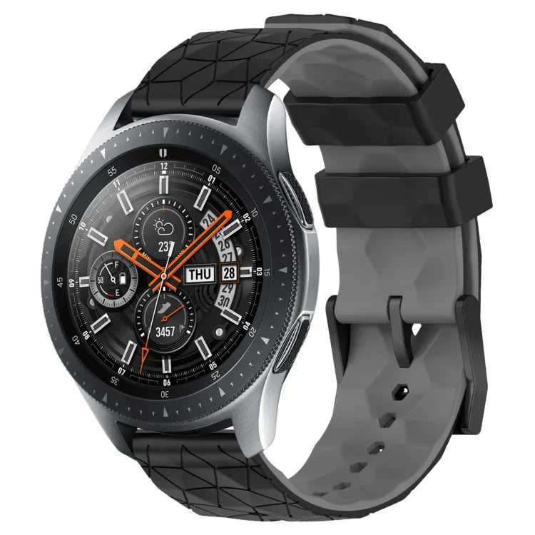 Pulseira de Relógio em Silicone Bicolor com Padrão de Futebol de 22mm, para Samsung Galaxy Watch3 45mm, para Samsung Galaxy Watch 46mm, para Samsung Gear S3 Classic, para Samsung Gear S3 Frontier