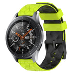 Pulseira de Relógio em Silicone Bicolor com Padrão de Futebol de 22mm, para Samsung Galaxy Watch3 45mm, para Samsung Galaxy Watch 46mm, para Samsung Gear S3 Classic, para Samsung Gear S3 Frontier